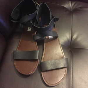 Steve Madden sandals