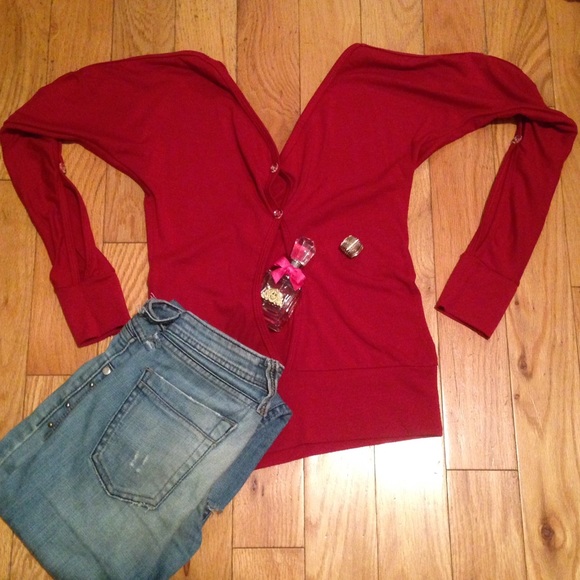 Red Top - Picture 2 of 4