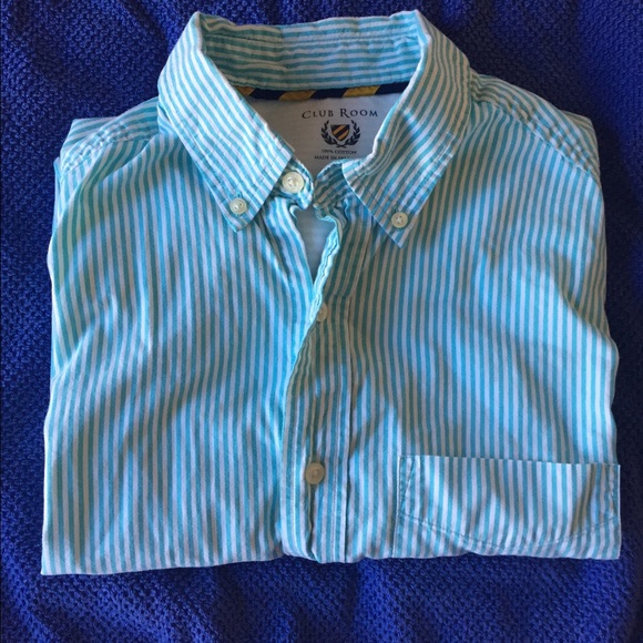Men's blue and white stripe button down shirt