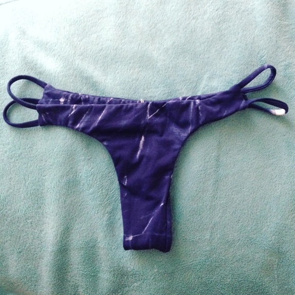 🚫SOLD🚫🚫Midori Drunken Sailor Lily Bottoms - Picture 1 of 1