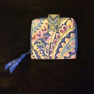 Vera Bradley Wallet!