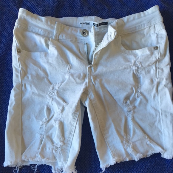 White, mid-shorts