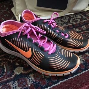 **sold** Nike Free Bananza Size 6.5 New Worn Once