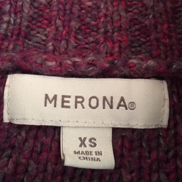 Sweater - Picture 4 of 4