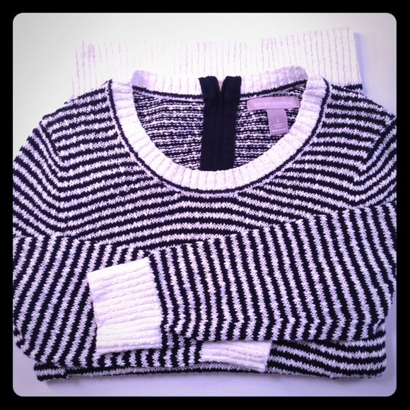Banana republic sweater