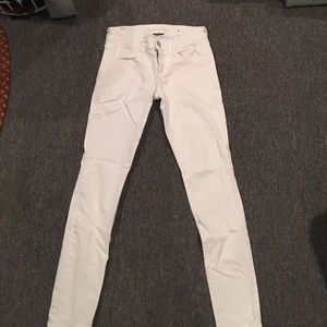 Too small. A&E white jean.