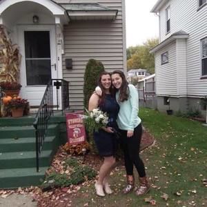 Meet your Posher, Toni