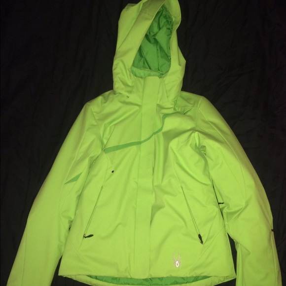 Women's Spyder amp ski jacket size 6!