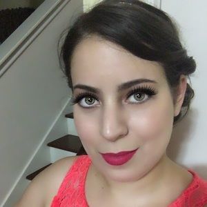 Meet your Posher, Lorena
