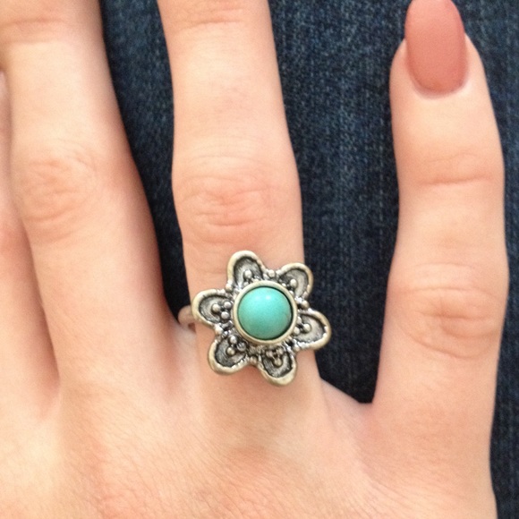 brandy melville flower ring