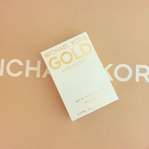 Michael Kors Gold Perfume & Key Chain