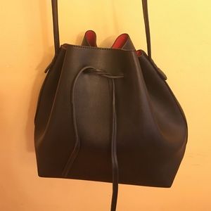 Bucket bag