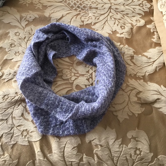 Scarf - Picture 2 of 2