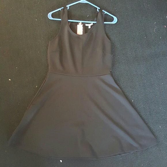 Skater black sleeveless dress