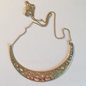 STELLA & DOT AVALON CRESCENT NECKLACE