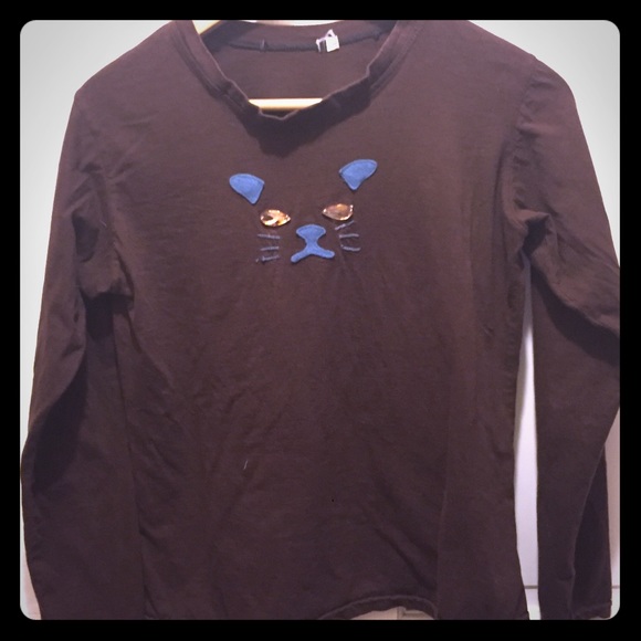 Cute Shirt with a Cat Face