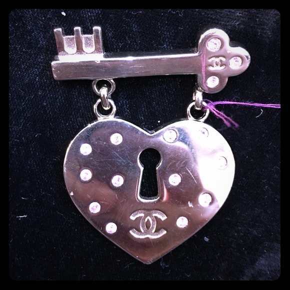 Chanel heart and key pin