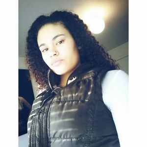Meet your Posher, Ebony