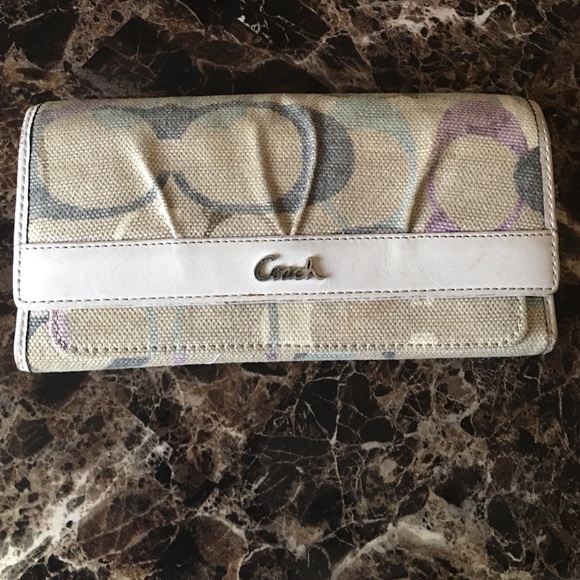 Coach wallet
