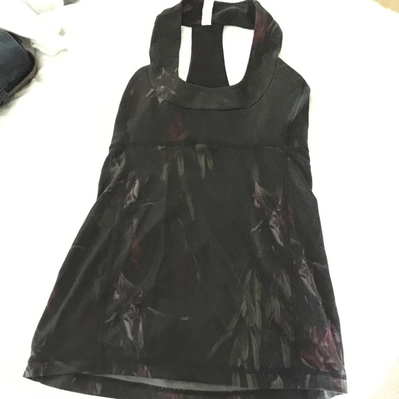 Lululemon tank top