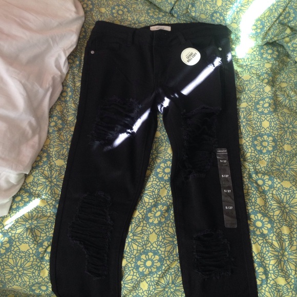 Black Ripped Skinny Jeans