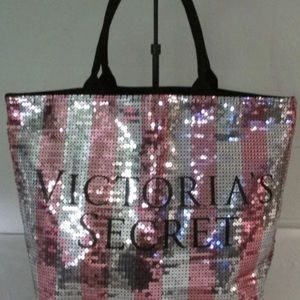 VS Black Friday 2015 tote!