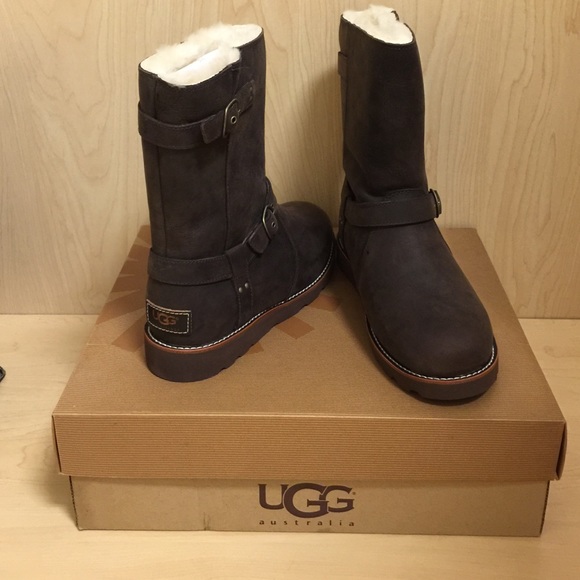 ugg boots noira ugg boots noira
