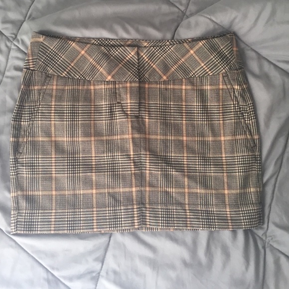 Express Plaid Mini Skirt - Picture 1 of 4