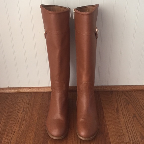 Tory Burch Riding Boots *Not Authentic* - Picture 3 of 4