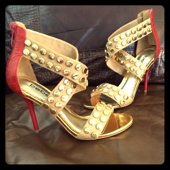 Bebe Size 6 heels. Camel/Red/Gold. Worn once