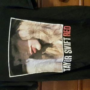 Taylor Swift tee shirt