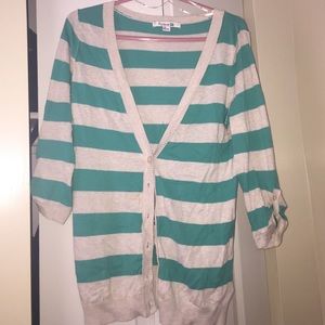 Forever 21 cardigan sweater !!