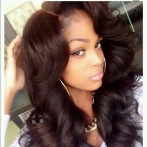 Meet your Posher, Joniya