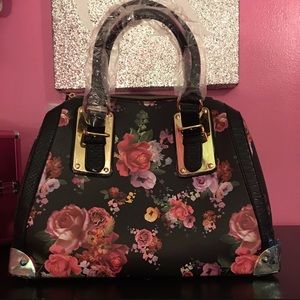 Aldo floral (handbag). Never been worn.