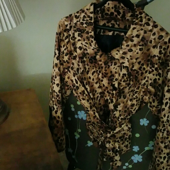Tan leopard Jacket - Picture 2 of 2