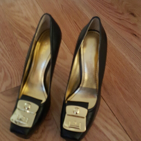 Nine West Gold Bar shoes 7.5
