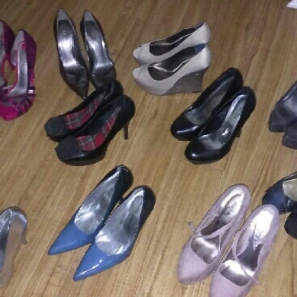 Shoes 11 pair one flat price. Will ship immediatel