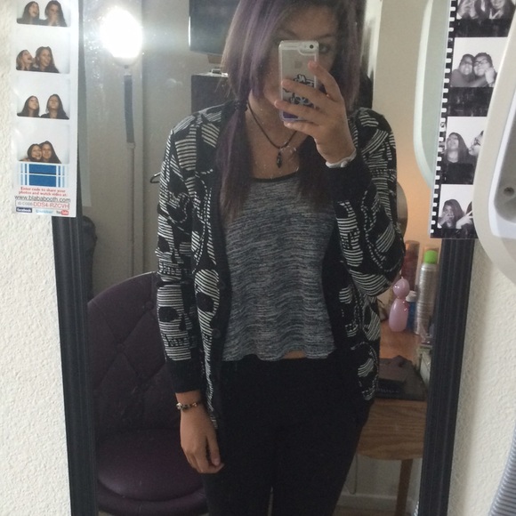skull cardigan/sweater - Picture 2 of 4