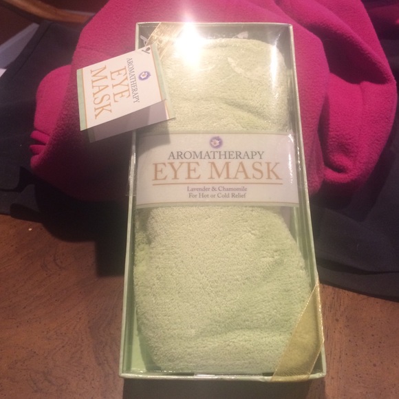 Aromatherapy eye mask