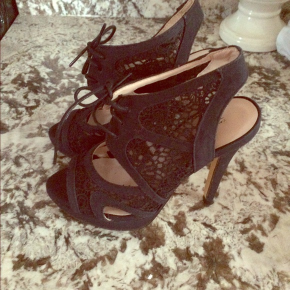 Lace Shoes