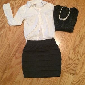 Gray/black high waisted skirt