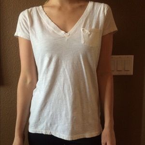 A&F plain white tee