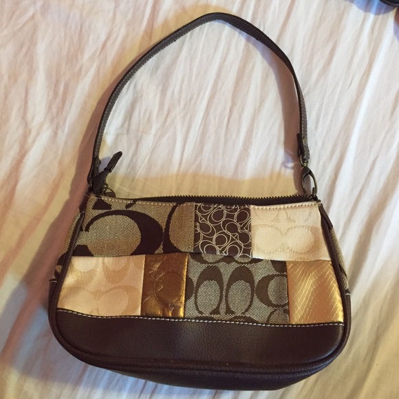 Coach shoulder bag - Picture 1 of 4