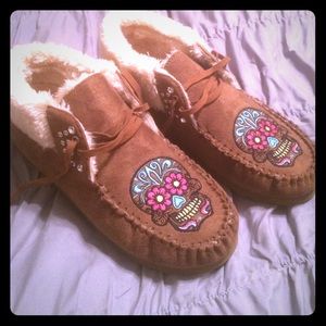 Skull moccasins NEW