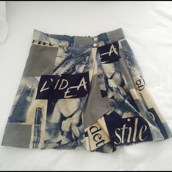 Magazine Print Skort