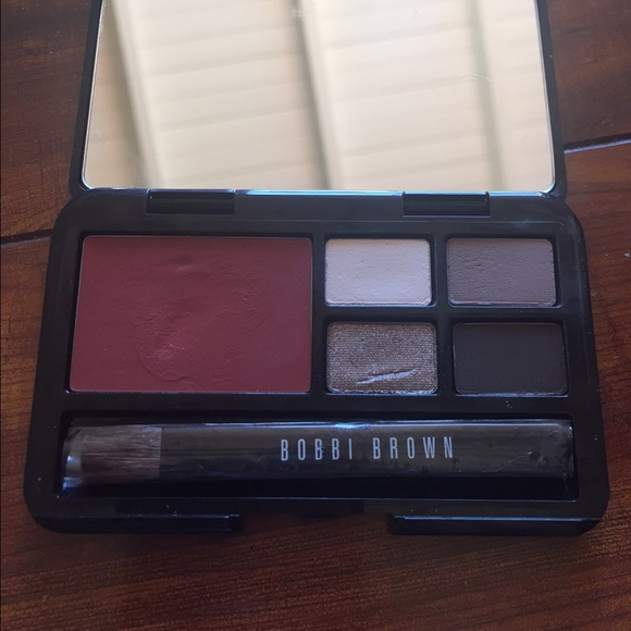 Bobbi Brown Classic Eye & Cheek Palette - Picture 2 of 3