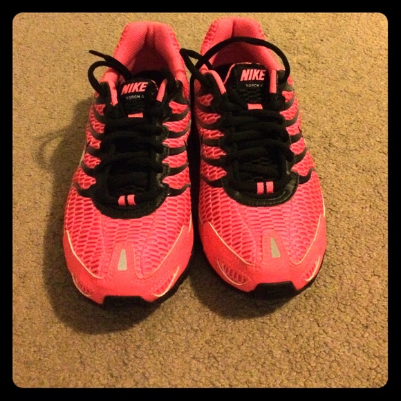 Pink Nike shoes brand new no box or tags