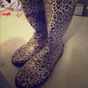 Cheetah Rainboots