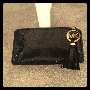 Michael kors makeup bag