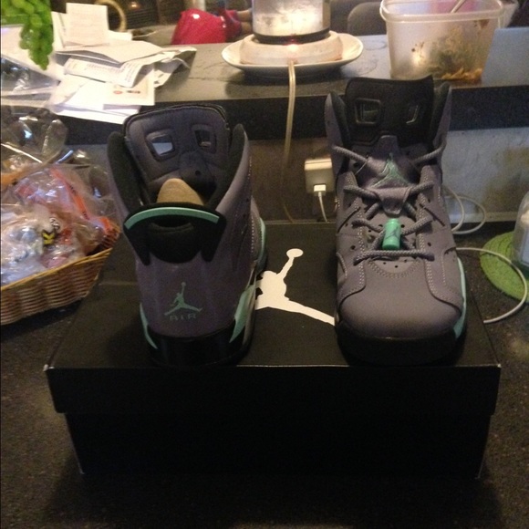 Retro 6 Air Jordan's - Picture 3 of 4
